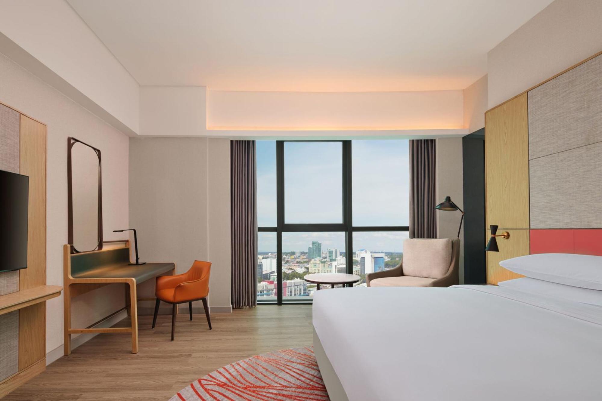 Sheraton Kuching Hotel Bagian luar foto