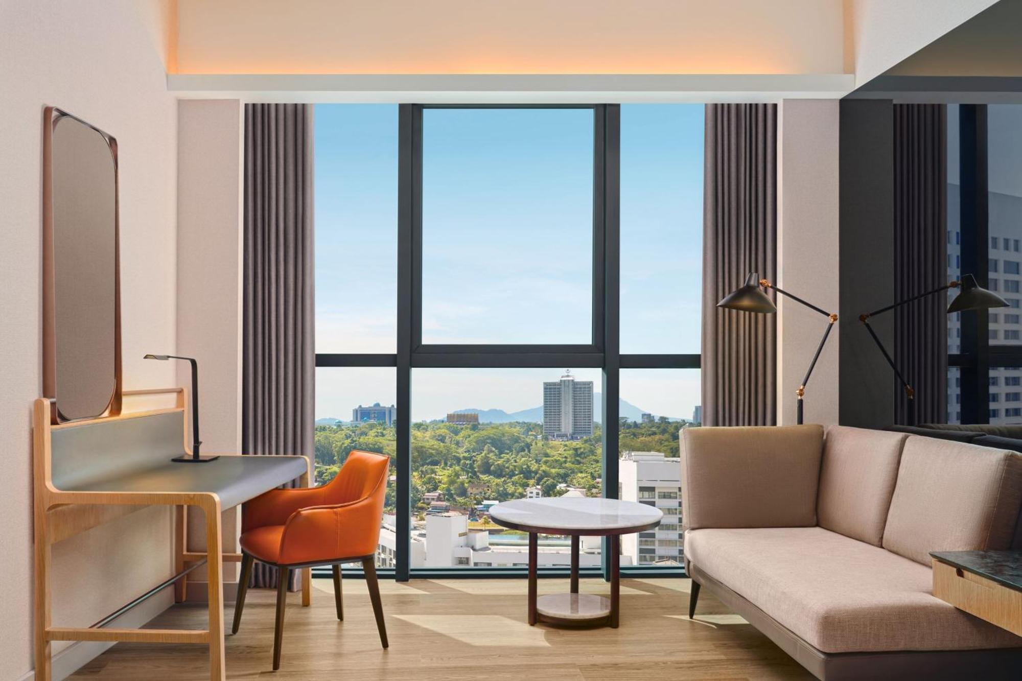 Sheraton Kuching Hotel Bagian luar foto