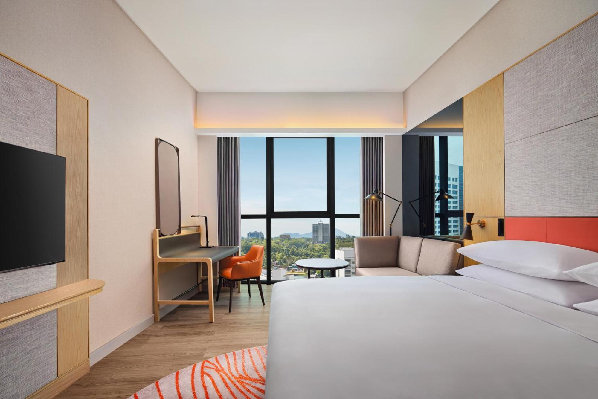 Sheraton Kuching Hotel Bagian luar foto
