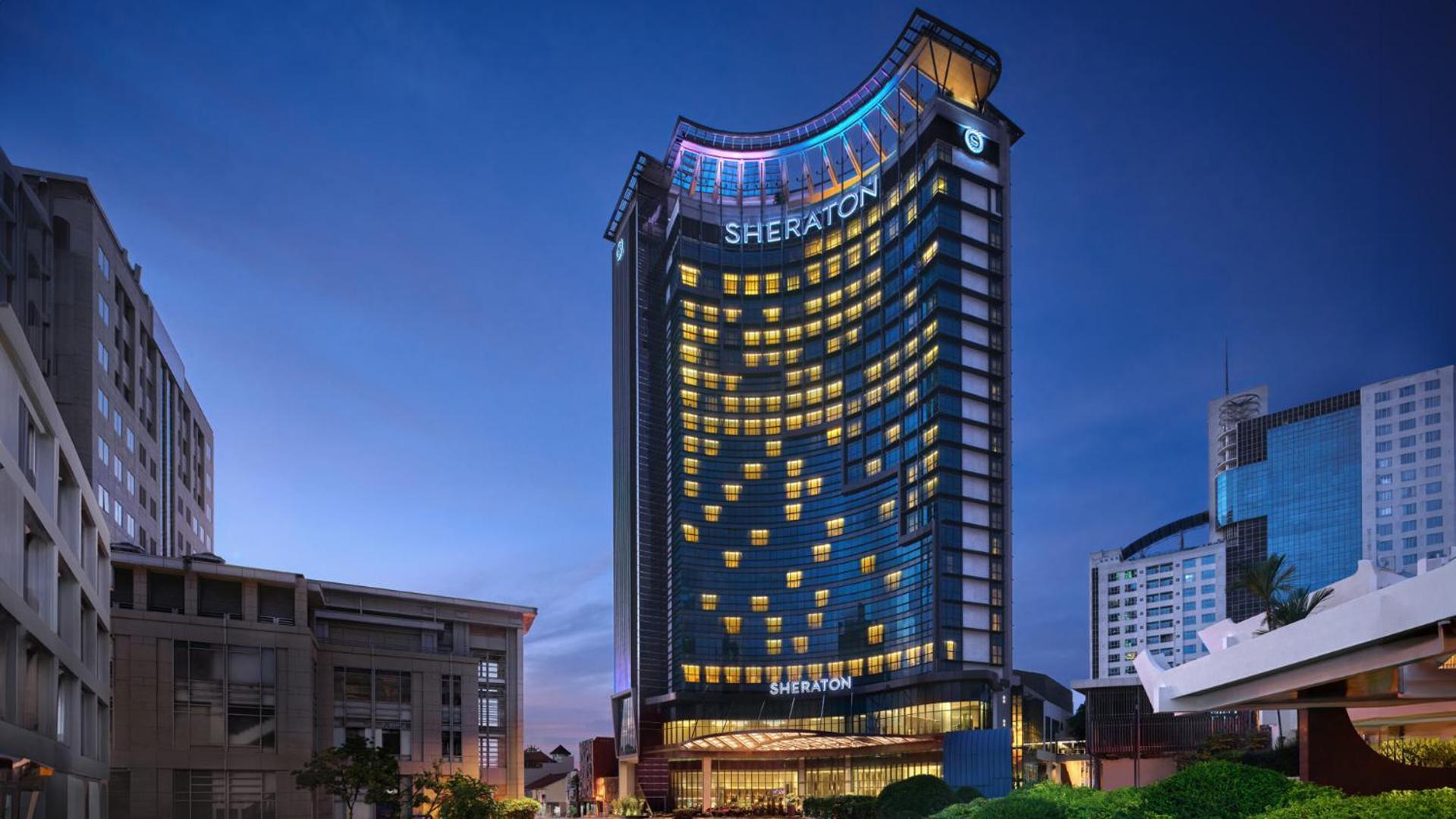 Sheraton Kuching Hotel Bagian luar foto